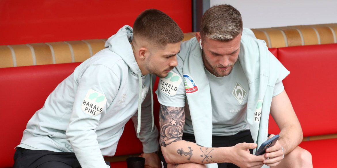 Transfergerüchte: Al-Nassr klopft beim VfB an, Werder-Star nach England?